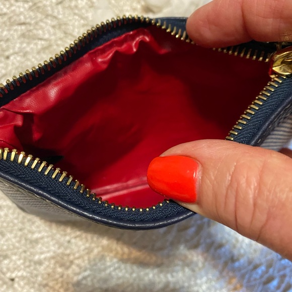 NWOT Dooney & Bourke  wristlet - Picture 8 of 11